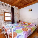Сasa de vacaciones Gorgeous In Lisane Tinjske