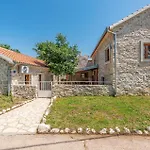 Tatil Evi Lovely In Lisane Tinjske