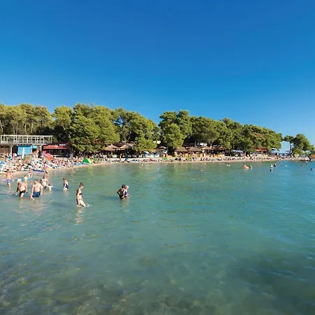 Stunning In With Wifi Сasa de vacaciones Lisane Tinjske