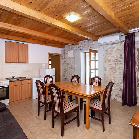 Lovely In Casa vacanze Lisane Tinjske